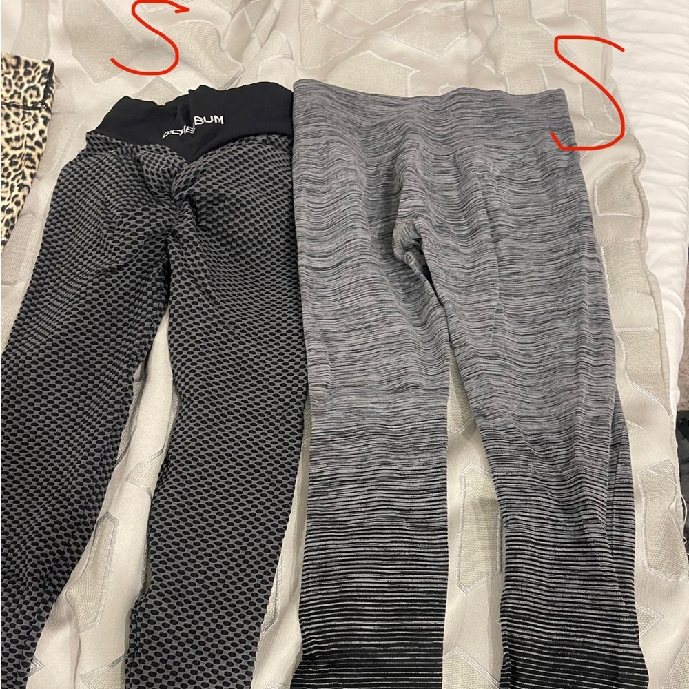 Workout clothes bundle - Picture 5 of 8